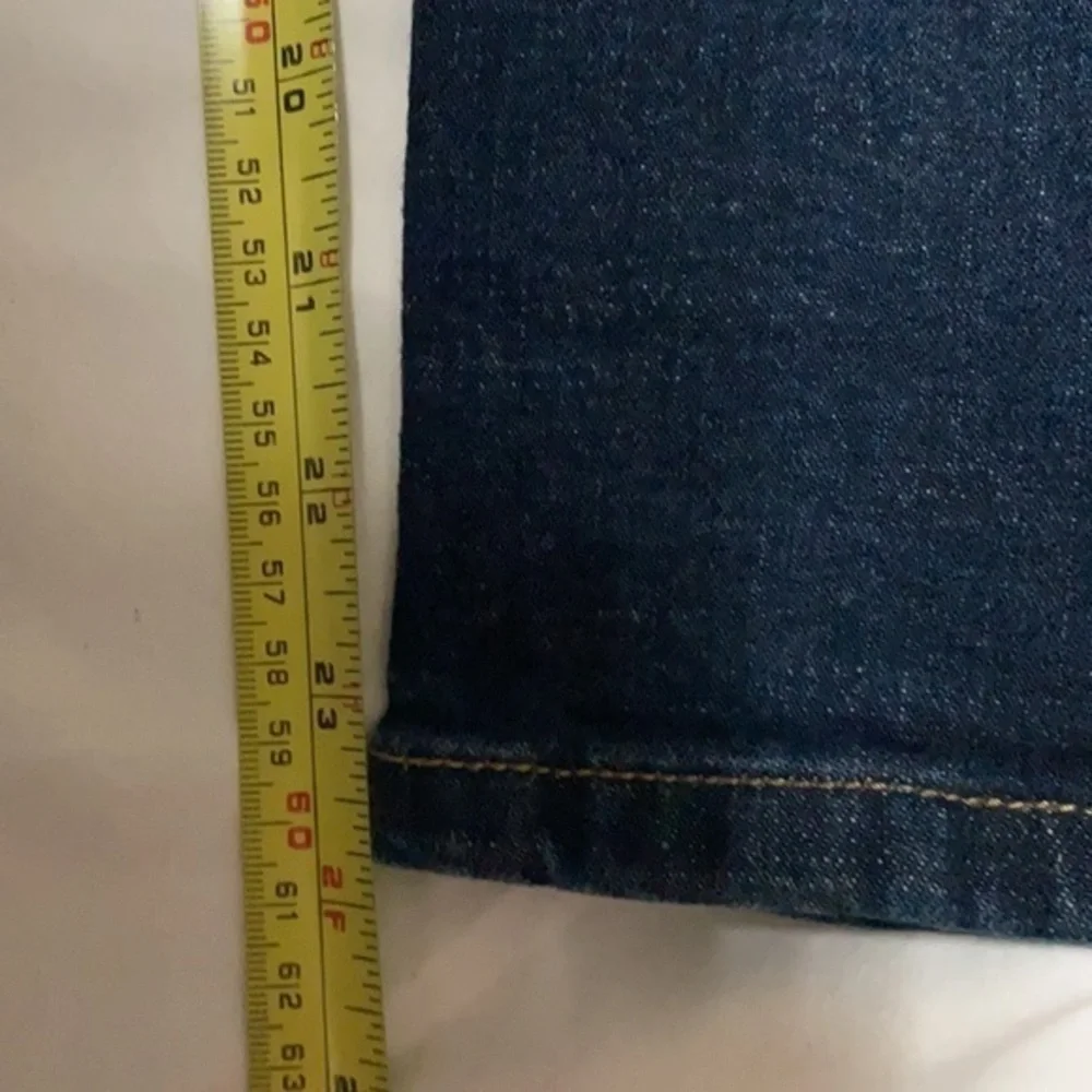 Gap Kids Skinny Stretch size 12 reg dark blue jeans 99% cotton 1% spandex (K-11)